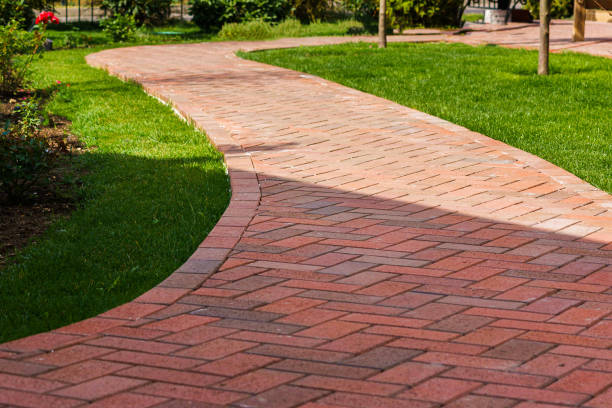 Best Professional Driveway Pavers  in Hortonville, WI